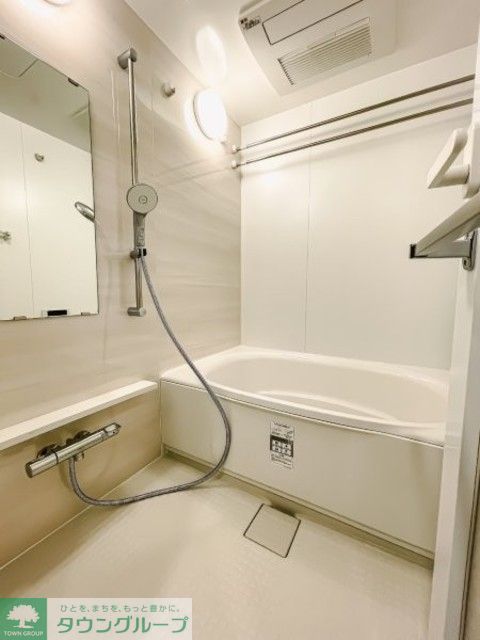 バス・シャワールーム　※写真は同タイプ住戸です。