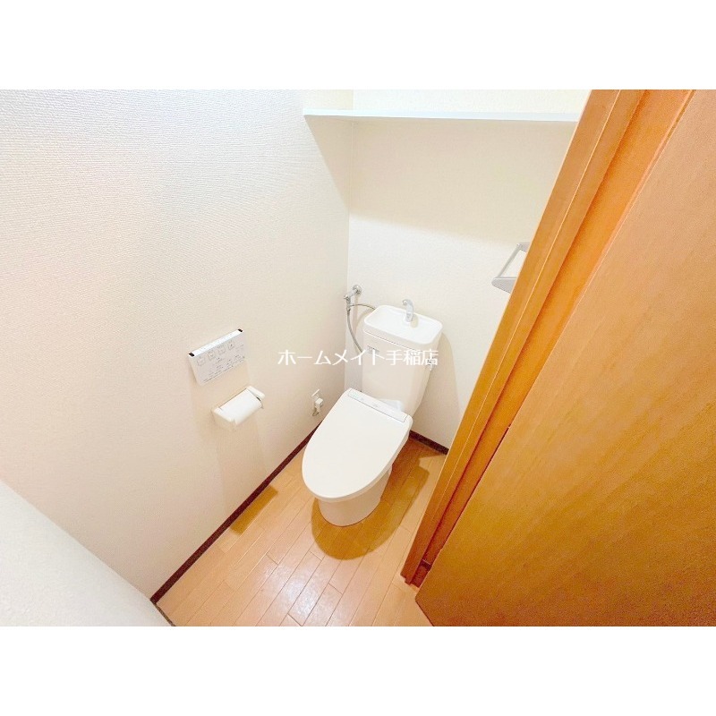 トイレ　ウォシュレット付きで快適な環境です♪