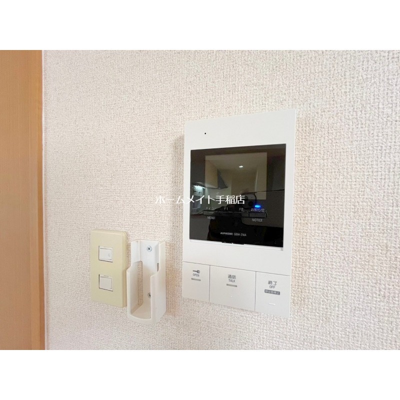 セキュリティ　モニター付きインターホンで安心です♪