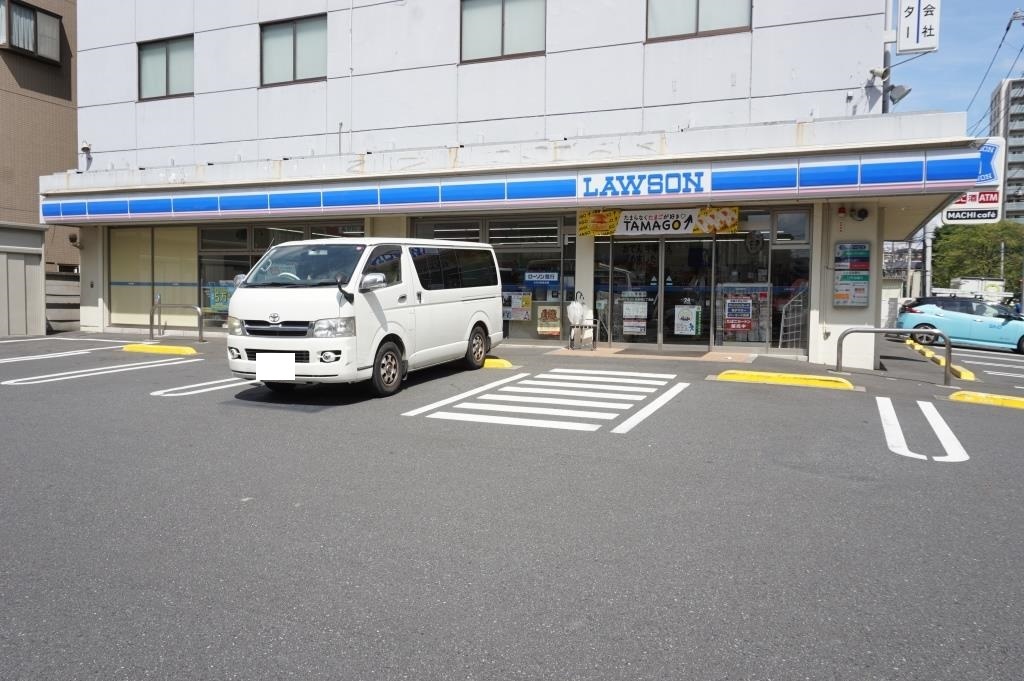 コンビニ　ローソン さいたま白幡三丁目店（コンビニ）まで770m