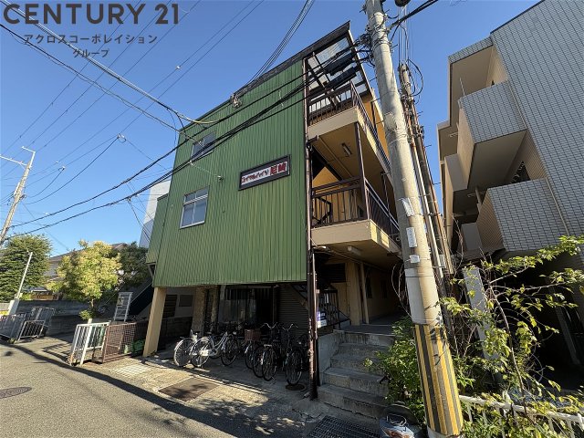 建物外観　落ち着いた雰囲気の外観です！