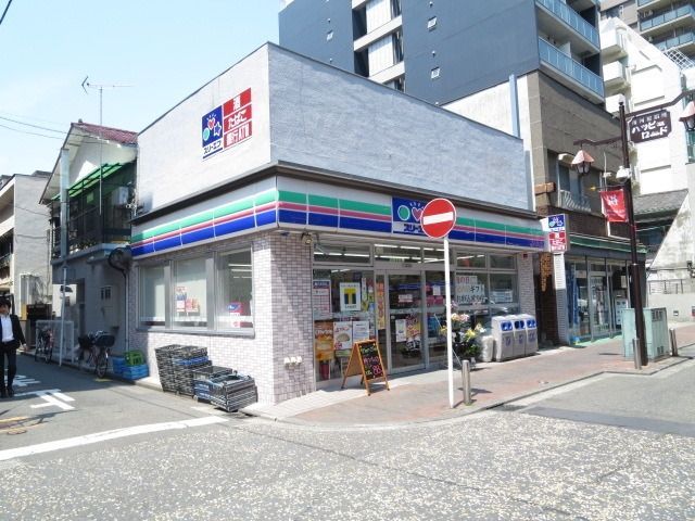 コンビニ　スリーエフ（コンビニ）まで211m