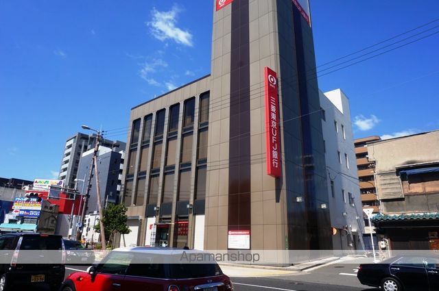 銀行　（株）りそな銀行／城東支店（銀行）まで648m