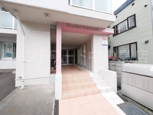 エントランス　詳細は、ウィンドワード中の島店までご相談下さい。