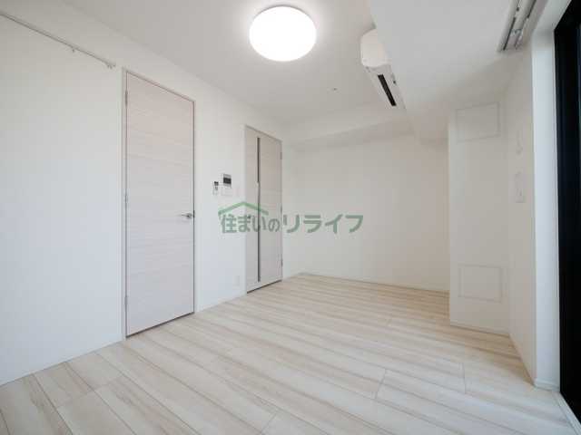 S-RESIDENCE新御徒町EASTの居間写真