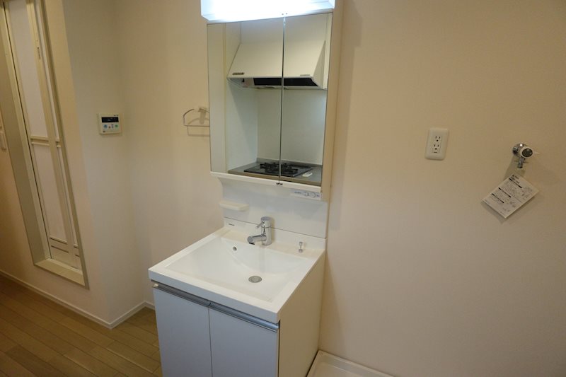 洗面設備　別号室の参考写真となります。