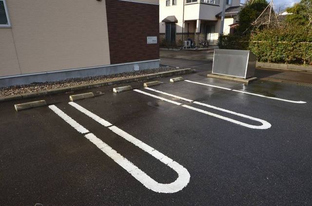駐車場　駐車場です