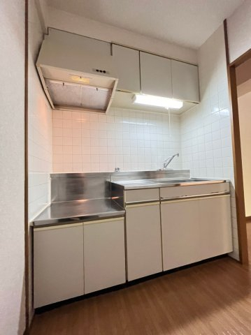キッチン　別号室の画像です。ご参考下さい