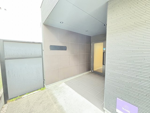 ワコーレヴィータ上新庄WESTの外観写真
