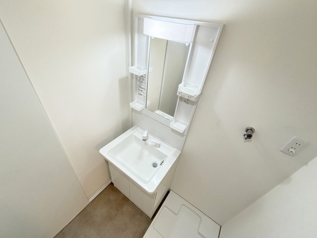 ワコーレヴィータ上新庄WESTの内装写真
