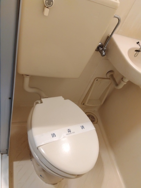 ブルーヒルズ国立のトイレ写真