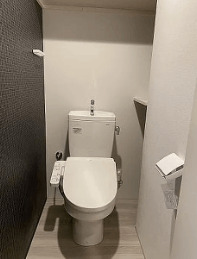 トイレ　別部屋参照