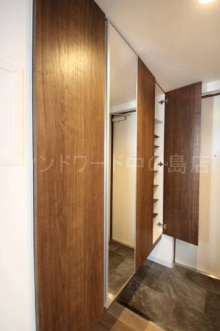 玄関　詳細は、ウィンドワード中の島店までご相談下さい。