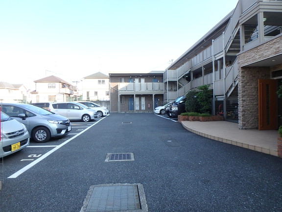 駐車場　駐車場