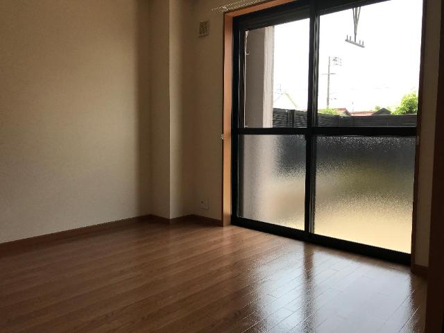 バルコニー　室内