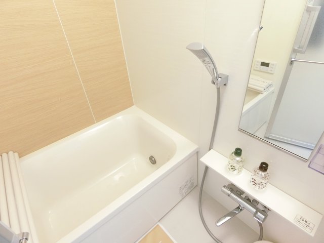 バス・シャワールーム　詳細は、RISUMO江坂本店→06-6155-7137まで♪