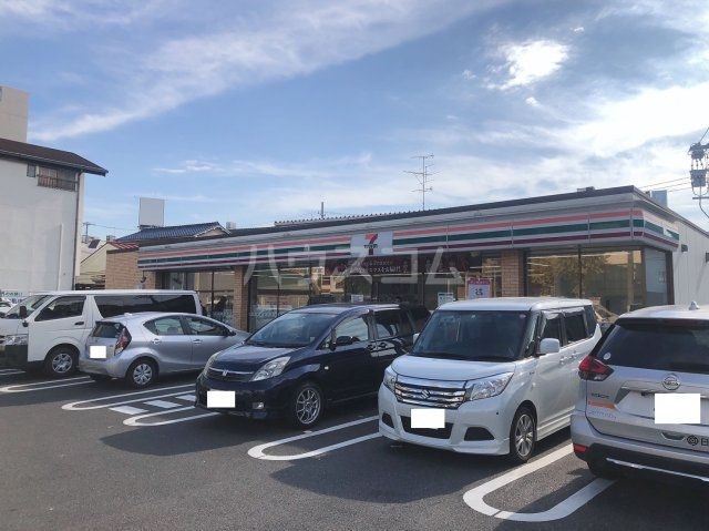 コンビニ　セブン‐イレブン 名古屋山王３丁目店（コンビニ）まで694m