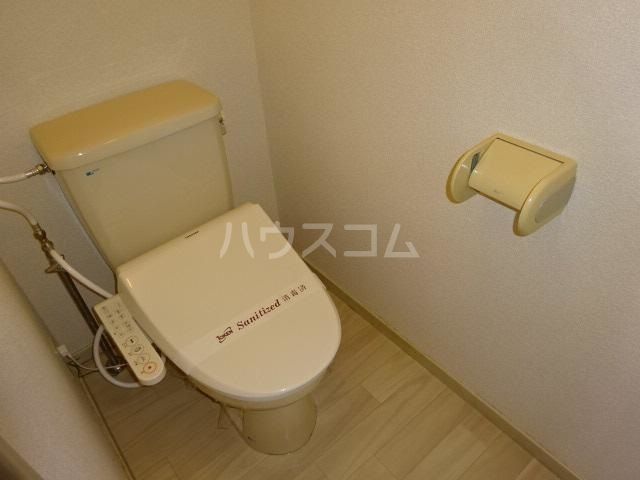 ファミール村田のトイレ写真