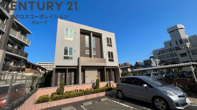 建物外観　TVモニター付きインターホンで安心♪