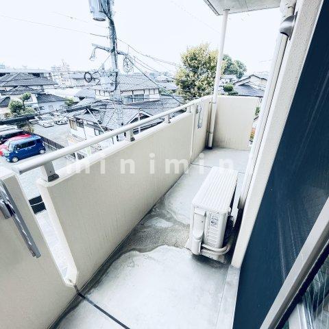 バルコニー　※写真は別号室のものですので現状優先とさせていただきます