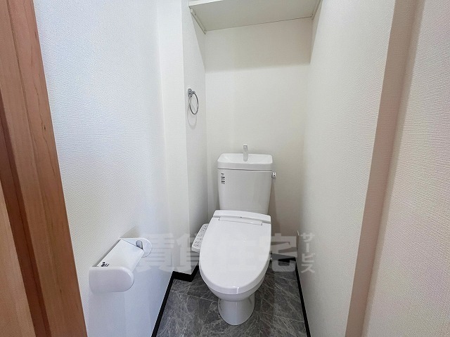 京阪本線 御殿山駅 徒歩6分 2階建 築1年のトイレ写真