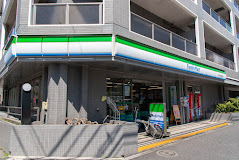 コンビニ　ファミリーマート 世田谷千歳通り店（コンビニ）まで1567m