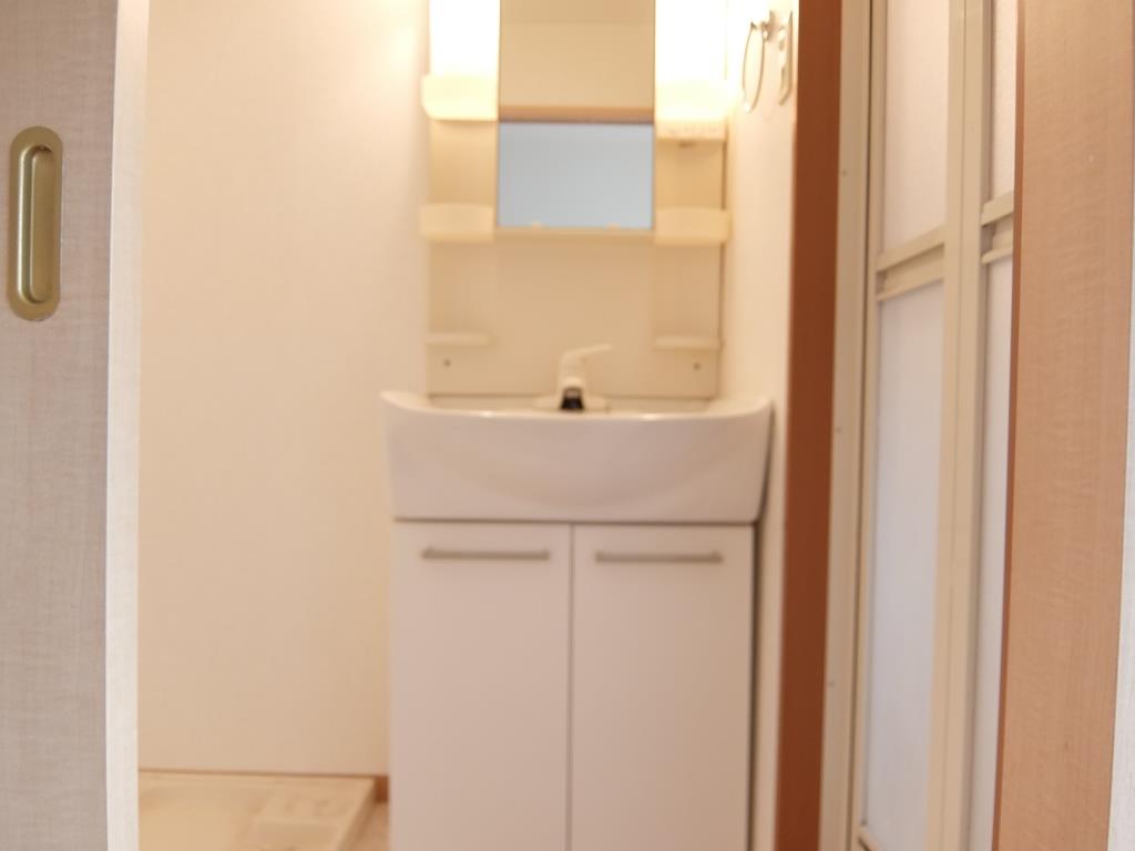 リファレンス中央町の内装写真