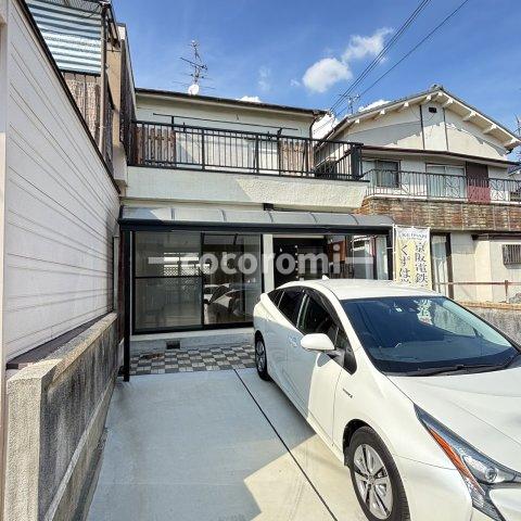 招堤南町車庫2台貸家
