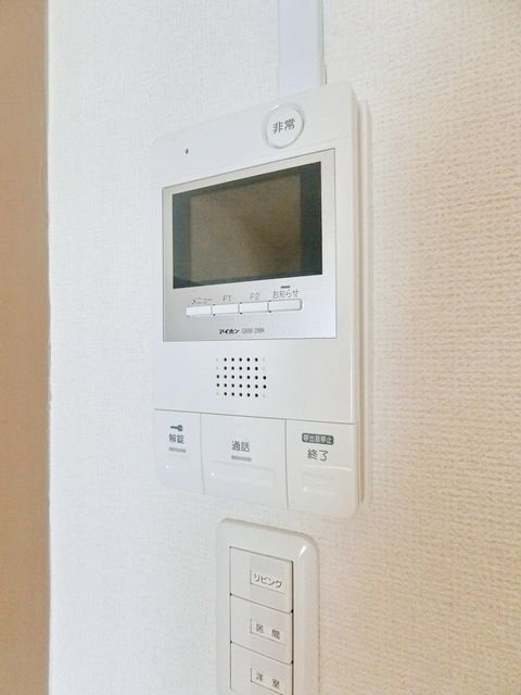 セキュリティ　モニター付きインターホン