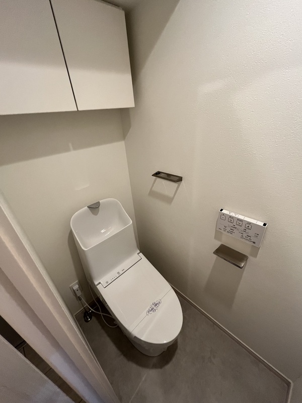 東京メトロ南北線 駒込駅 徒歩6分 12階建 築3年のトイレ写真
