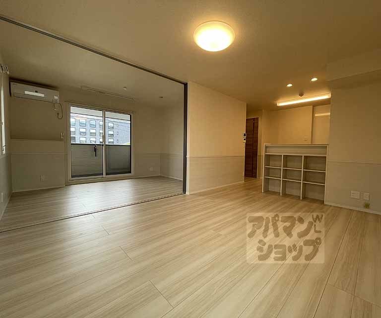D-room三条大橋の居間写真