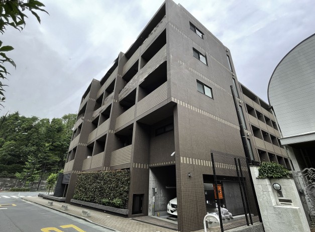 ＪＲ山手線 品川駅 徒歩10分 築14年