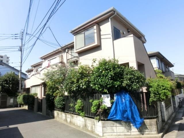 建物外観　新中野駅まで徒歩4分