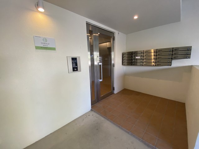 沖縄都市モノレール 旭橋駅 徒歩8分 5階建 築6年の外観写真