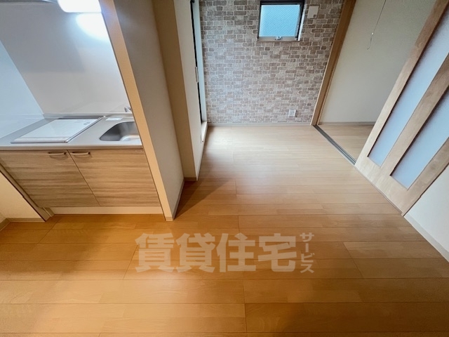 ＪＲ阪和線 富木駅 徒歩3分 3階建 築2年の居間写真
