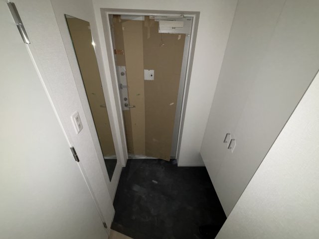 セレニテ神戸ミラクの玄関写真