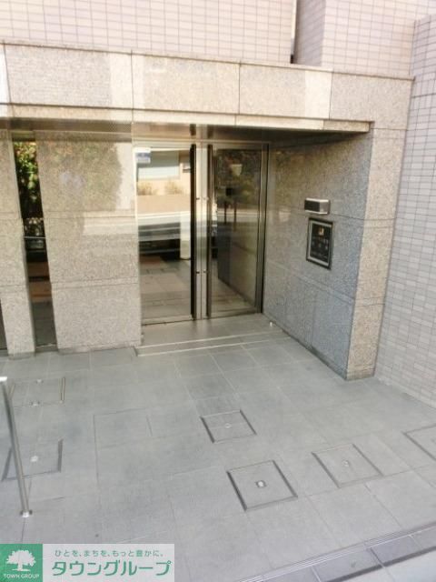 エントランス　エントランス