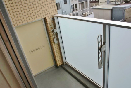 バルコニー　設備備充実のハイグレード賃貸マンションです。