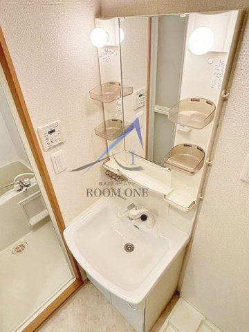 洗面設備　洗面台です。