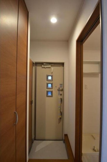 maison de Lumiereの玄関写真