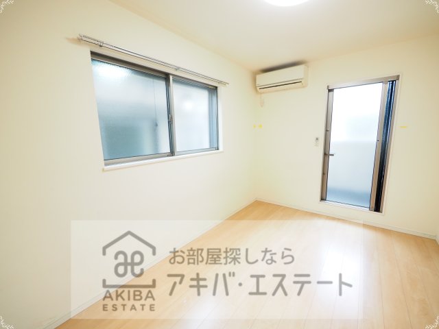 居室・リビング　同一仕様写真