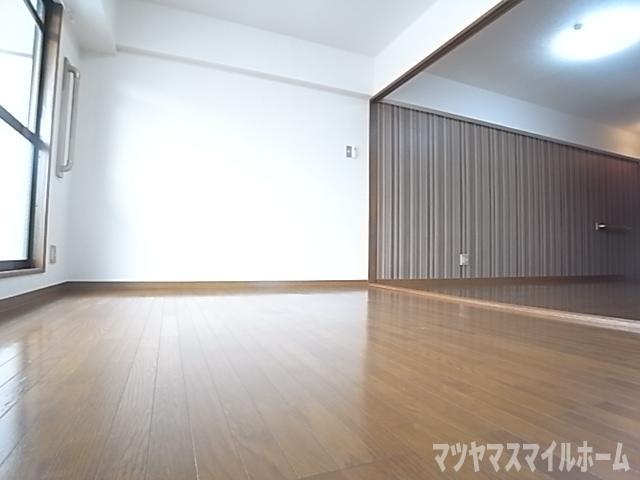 OKハイツ8号館の内装写真