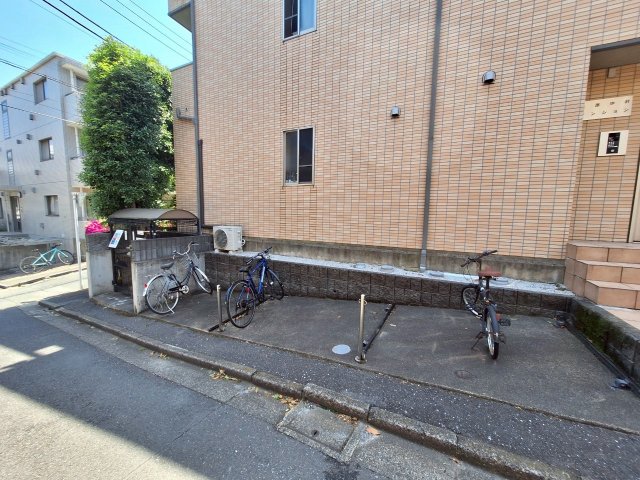その他共有部分　自転車駐輪可