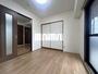 居室・リビング　南向きの明るいお部屋です