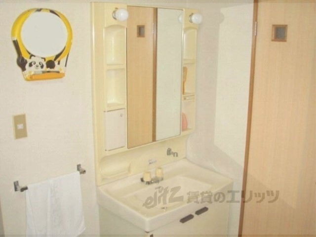 洗面設備　共同の洗面所