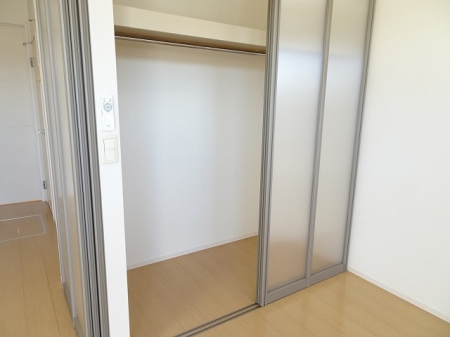 収納　クローゼット