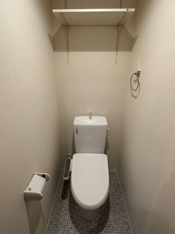【逗子市桜山のアパートのトイレ】