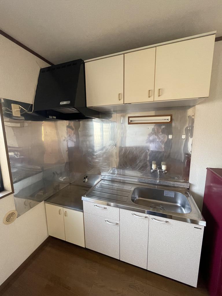 キッチン　※別号室角部屋のお写真です。