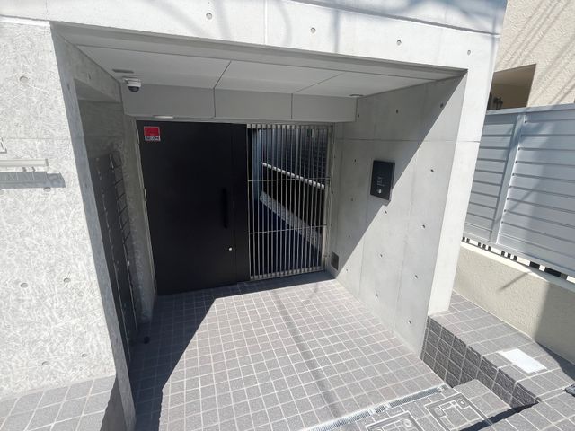 エントランス　エントランス