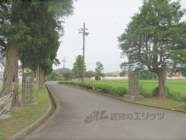 【綾部市青野町のアパートの大学・短大】